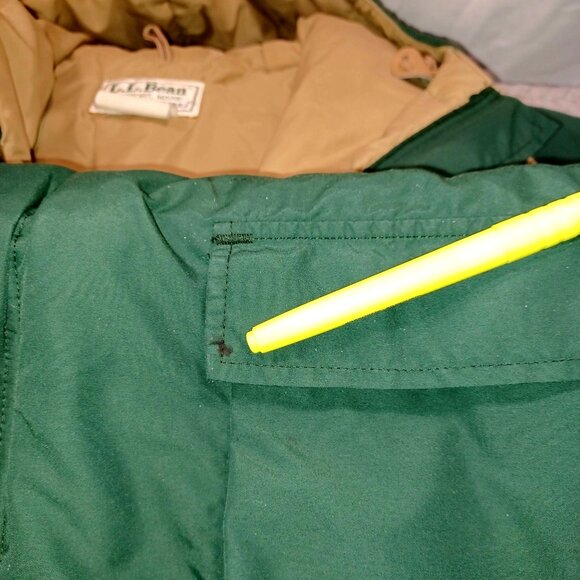 L.L. Bean VTG Green Hooded Parka Zip Snap Pockets Size M Winter Car Coat Mens XL - Picture 11 of 15